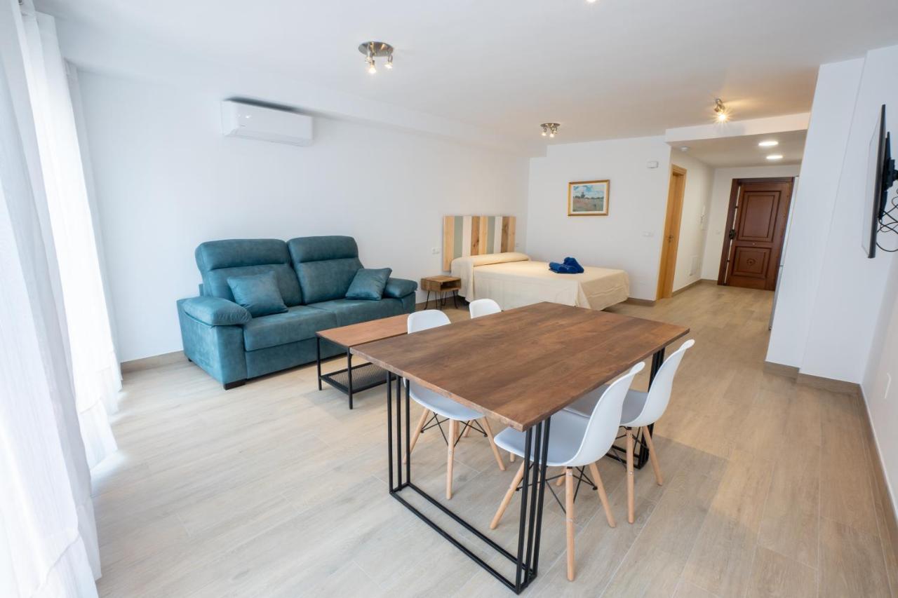 A&F Apartments Nerja Exteriör bild